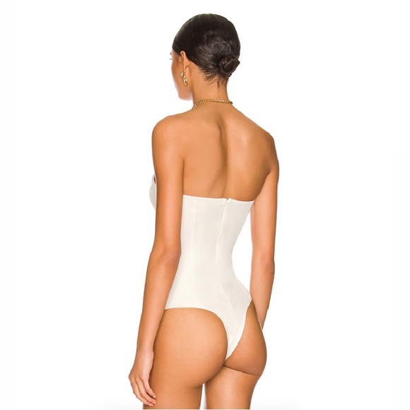 Superdown Gianna Sweetheart Bodysuit in White Size S - Picture 3 of 5